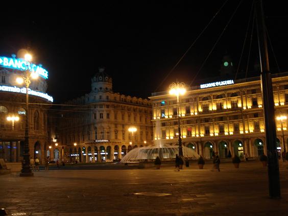 Piazza De Ferrari at Genova (Sun, 8, Jul. 2007)